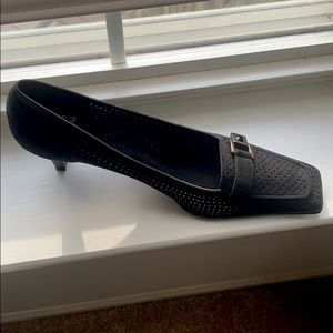 Stuart Weitzman pumps